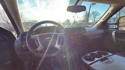 2011 Chevrolet Silverado 1500 LT Pickup 4D 6 1/2 ft   - Photo 19 - Manassas, VA 20109