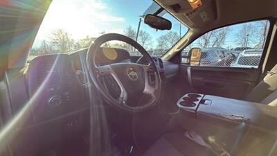 2011 Chevrolet Silverado 1500 LT Pickup 4D 6 1/2 ft   - Photo 18 - Manassas, VA 20109