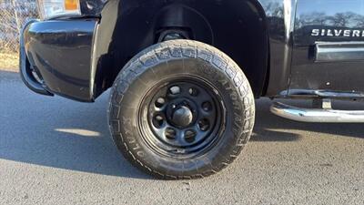 2011 Chevrolet Silverado 1500 LT Pickup 4D 6 1/2 ft   - Photo 42 - Manassas, VA 20109