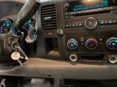 2009 GMC Sierra 2500 Work Truck Pickup 2D 8 ft - Photo 27 - Manassas, VA 20109