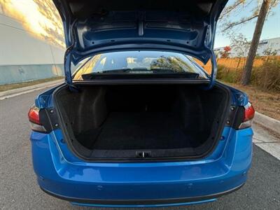 2020 Nissan Versa SR Sedan 4D   - Photo 39 - Manassas, VA 20109