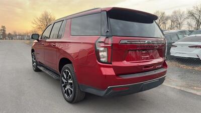 2021 Chevrolet Suburban RST Sport Utility 4D   - Photo 8 - Manassas, VA 20109