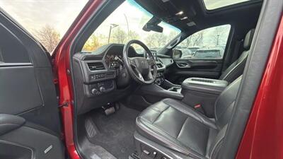 2021 Chevrolet Suburban RST Sport Utility 4D   - Photo 35 - Manassas, VA 20109