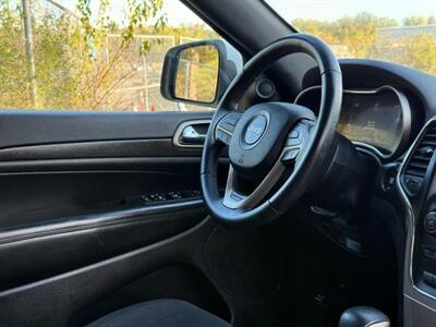 2017 Jeep Grand Cherokee Laredo Sport Utility 4D   - Photo 44 - Manassas, VA 20109