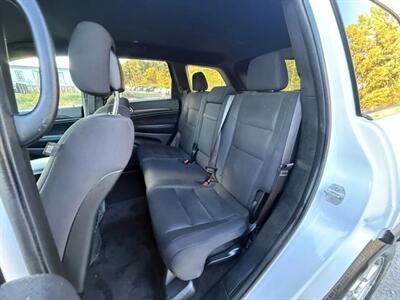 2017 Jeep Grand Cherokee Laredo Sport Utility 4D   - Photo 33 - Manassas, VA 20109