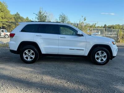 2017 Jeep Grand Cherokee Laredo Sport Utility 4D   - Photo 3 - Manassas, VA 20109