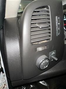2012 Chevrolet Silverado 1500 LT Pickup 4D 6 1/2 ft - Photo 21 - Manassas, VA 20109