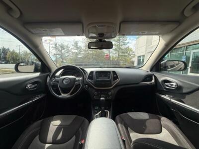 2014 Jeep Cherokee Latitude Sport Utility 4D - Photo 21 - Manassas, VA 20109