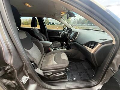 2014 Jeep Cherokee Latitude Sport Utility 4D - Photo 50 - Manassas, VA 20109