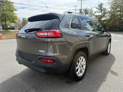 2014 Jeep Cherokee Latitude Sport Utility 4D - Photo 5 - Manassas, VA 20109
