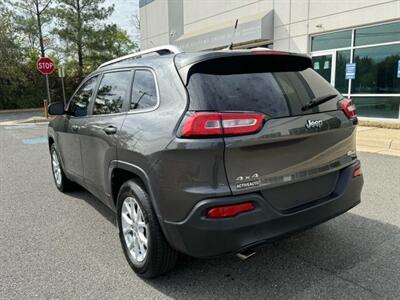 2014 Jeep Cherokee Latitude Sport Utility 4D - Photo 9 - Manassas, VA 20109