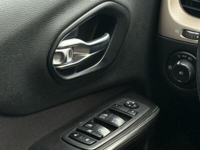 2014 Jeep Cherokee Latitude Sport Utility 4D - Photo 38 - Manassas, VA 20109