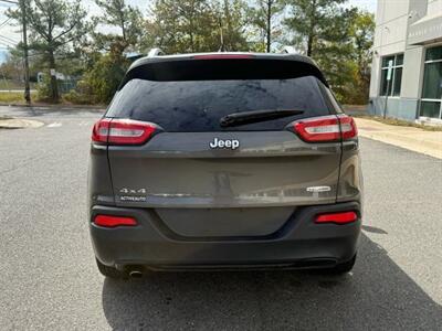 2014 Jeep Cherokee Latitude Sport Utility 4D - Photo 7 - Manassas, VA 20109