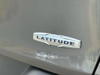 2014 Jeep Cherokee Latitude Sport Utility 4D - Photo 18 - Manassas, VA 20109