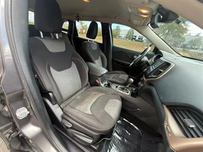 2014 Jeep Cherokee Latitude Sport Utility 4D - Photo 51 - Manassas, VA 20109