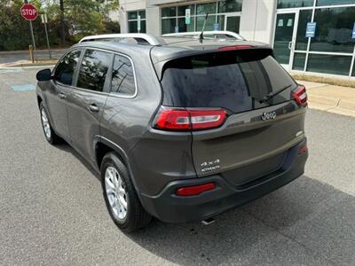 2014 Jeep Cherokee Latitude Sport Utility 4D - Photo 10 - Manassas, VA 20109