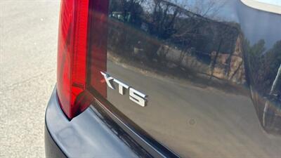 2014 Cadillac XTS Luxury Collection Sedan 4D - Photo 18 - Manassas, VA 20109
