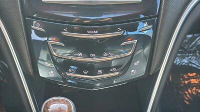 2014 Cadillac XTS Luxury Collection Sedan 4D - Photo 25 - Manassas, VA 20109