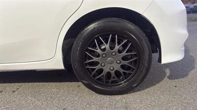 2019 Nissan Versa Note SV Hatchback 4D   - Photo 17 - Manassas, VA 20109