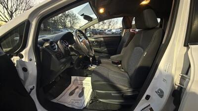 2019 Nissan Versa Note SV Hatchback 4D   - Photo 32 - Manassas, VA 20109