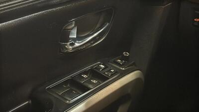 2015 Nissan Armada Platinum Sport Utility 4D - Photo 25 - Manassas, VA 20109