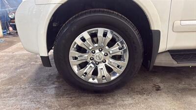 2015 Nissan Armada Platinum Sport Utility 4D - Photo 74 - Manassas, VA 20109