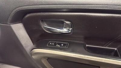2015 Nissan Armada Platinum Sport Utility 4D - Photo 70 - Manassas, VA 20109