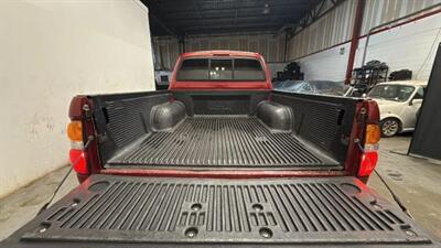 2003 Toyota Tacoma Limited Pickup 4D 5 ft   - Photo 41 - Manassas, VA 20109