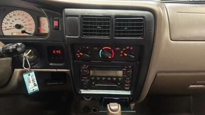 2003 Toyota Tacoma Limited Pickup 4D 5 ft   - Photo 27 - Manassas, VA 20109
