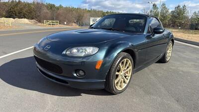 2006 Mazda MX-5 Miata Grand Touring Convertible 2D   - Photo 11 - Manassas, VA 20109