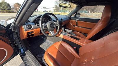 2006 Mazda MX-5 Miata Grand Touring Convertible 2D   - Photo 20 - Manassas, VA 20109