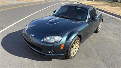 2006 Mazda MX-5 Miata Grand Touring Convertible 2D   - Photo 12 - Manassas, VA 20109