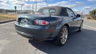 2006 Mazda MX-5 Miata Grand Touring Convertible 2D   - Photo 4 - Manassas, VA 20109