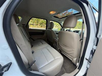 2012 Ford Escape XLT Sport Utility 4D - Photo 44 - Manassas, VA 20109