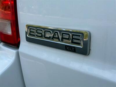 2012 Ford Escape XLT Sport Utility 4D - Photo 16 - Manassas, VA 20109