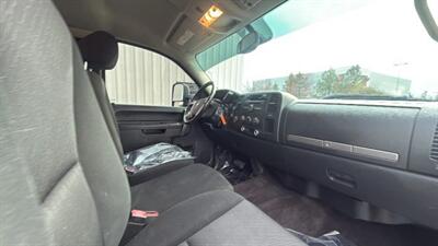 2011 Chevrolet Silverado 2500 LT Pickup 4D 6 1/2 ft   - Photo 33 - Manassas, VA 20109
