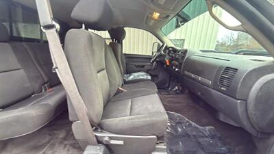 2011 Chevrolet Silverado 2500 LT Pickup 4D 6 1/2 ft   - Photo 31 - Manassas, VA 20109