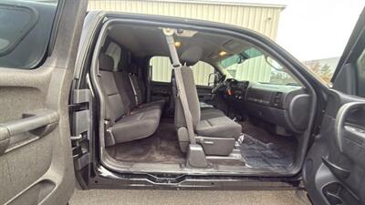 2011 Chevrolet Silverado 2500 LT Pickup 4D 6 1/2 ft   - Photo 27 - Manassas, VA 20109