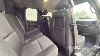 2011 Chevrolet Silverado 2500 LT Pickup 4D 6 1/2 ft   - Photo 30 - Manassas, VA 20109