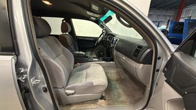2005 Toyota 4Runner SR5 Sport Utility 4D - Photo 51 - Manassas, VA 20109