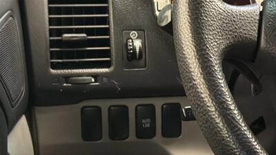 2005 Toyota 4Runner SR5 Sport Utility 4D - Photo 25 - Manassas, VA 20109