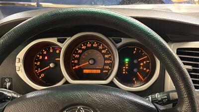 2005 Toyota 4Runner SR5 Sport Utility 4D - Photo 26 - Manassas, VA 20109