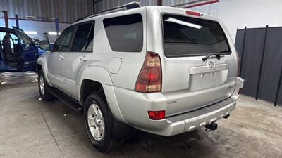 2005 Toyota 4Runner SR5 Sport Utility 4D - Photo 8 - Manassas, VA 20109