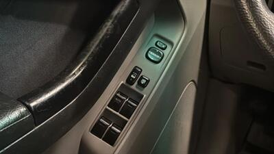 2005 Toyota 4Runner SR5 Sport Utility 4D - Photo 27 - Manassas, VA 20109