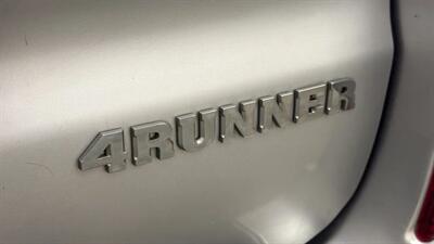 2005 Toyota 4Runner SR5 Sport Utility 4D - Photo 19 - Manassas, VA 20109