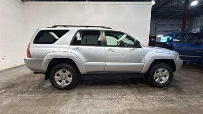 2005 Toyota 4Runner SR5 Sport Utility 4D - Photo 3 - Manassas, VA 20109
