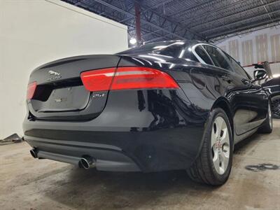 2017 Jaguar XE XE 25t Sedan 4D   - Photo 4 - Manassas, VA 20109
