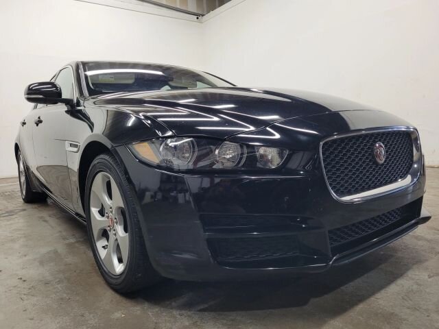 2017 Jaguar XE XE 25t Sedan 4D  