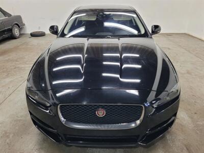 2017 Jaguar XE XE 25t Sedan 4D   - Photo 13 - Manassas, VA 20109