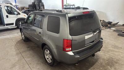 2009 Honda Pilot EX-L Sport Utility 4D   - Photo 9 - Manassas, VA 20109